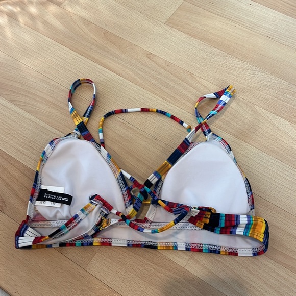 Striped bikini top - Picture 2 of 3